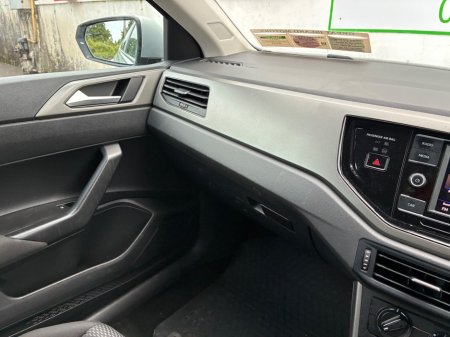 2019 Volkswagen Polo - photo 23