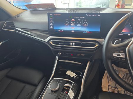 2023 BMW 3-Series - photo 11