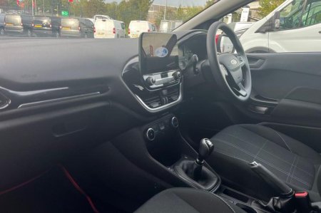 2020 Ford Fiesta - photo 18