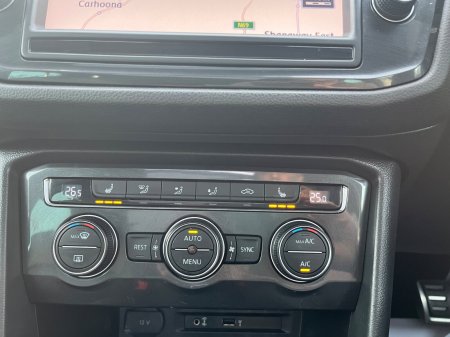 2017 Volkswagen Tiguan - photo 25