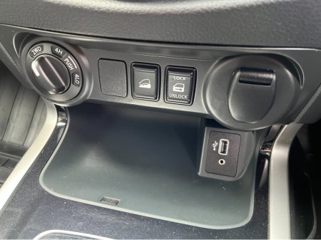 2019 Nissan Navara - photo 18