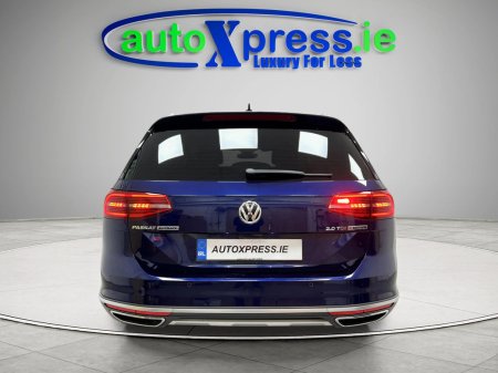 2020 Volkswagen Passat - photo 11