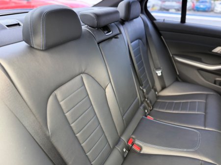 2019 BMW 3-Series - photo 35