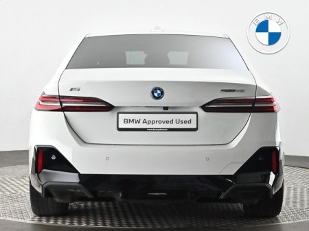 2024 BMW i5 - photo 15