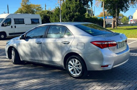 2015 Toyota Corolla - photo 10