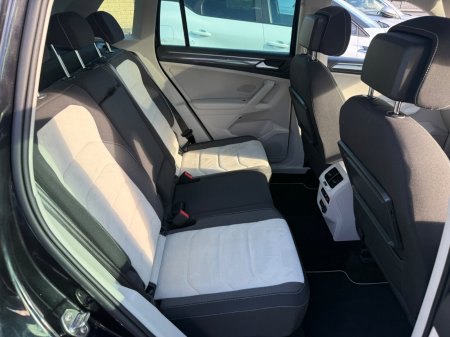 2019 Volkswagen Tiguan - photo 14