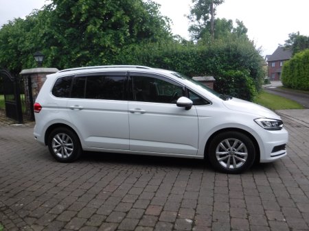 2018 Volkswagen Touran - photo 2