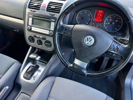 2008 Volkswagen Golf - photo 2
