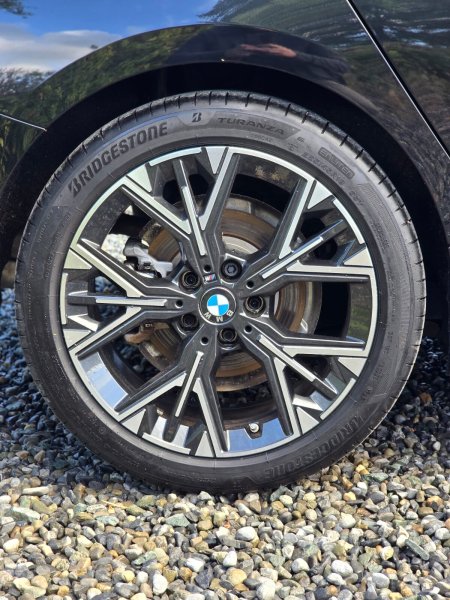 2025 BMW 1-Series - photo 29