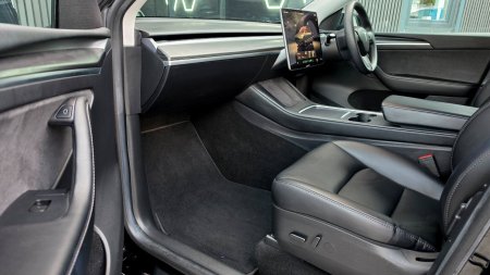 2023 Tesla Model Y - photo 24