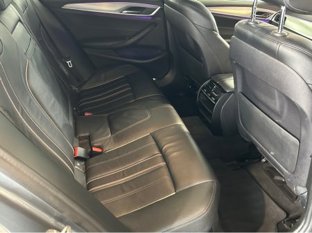 2019 BMW 5-Series - photo 10