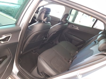 2022 Kia Sportage - photo 13