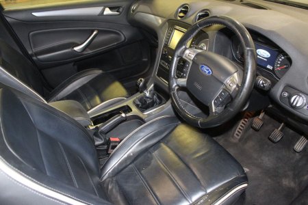 2013 Ford Mondeo - photo 22