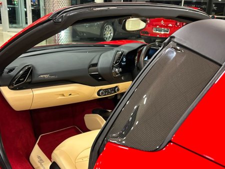 2017 Ferrari 488 - photo 24