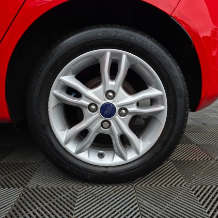 2017 Ford Fiesta - photo 9