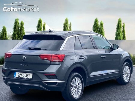 2022 Volkswagen T-Roc - photo 8