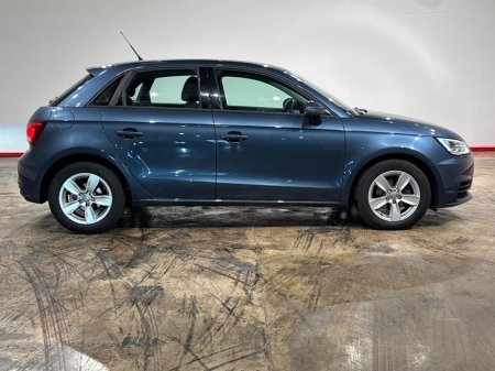 2017 Audi A1 - photo 2