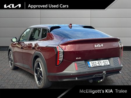 2026 Kia EV4 - photo 2
