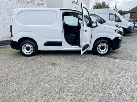 2023 Peugeot Partner - photo 3