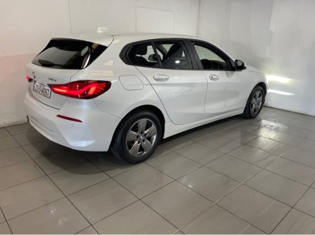 2022 BMW 1-Series - photo 3