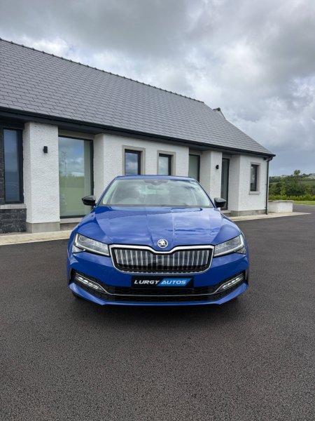 2021 Skoda Superb - photo 8