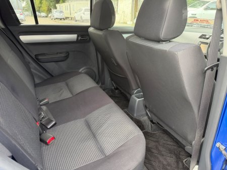 2011 Suzuki Swift - photo 17
