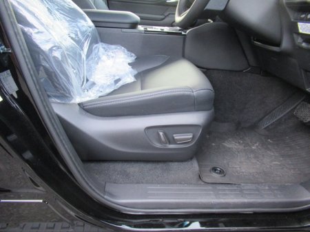 2026 Toyota Land Cruiser - photo 3