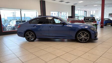2021 BMW 3-Series - photo 22