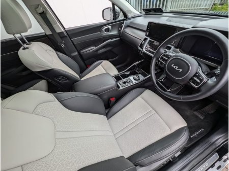 2023 Kia Sorento - photo 11