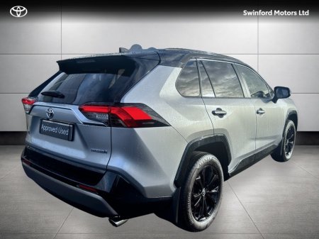 2024 Toyota RAV4 - photo 2