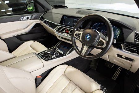 2022 BMW X5 - photo 8