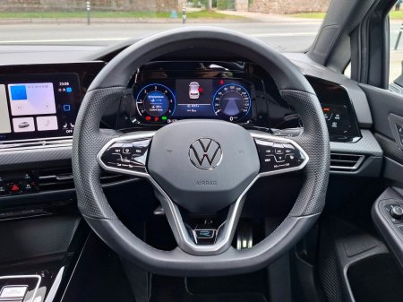 2024 Volkswagen Golf - photo 13