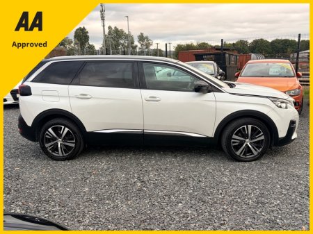 2018 Peugeot 5008 - photo 2