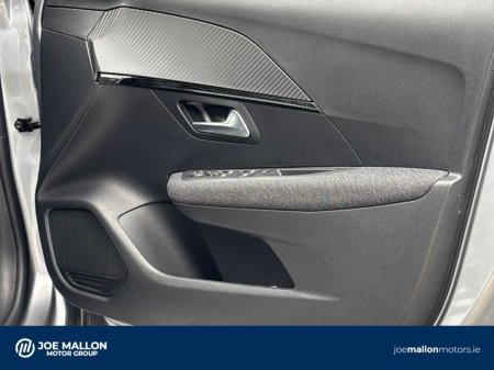 2027 Peugeot 208 - photo 14