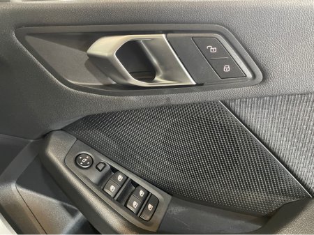 2022 BMW 1-Series - photo 22