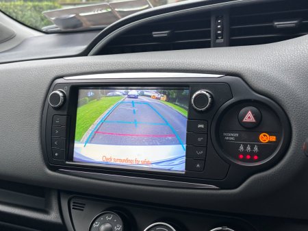 2016 Toyota Yaris - photo 9