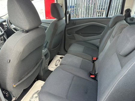 2014 Ford Grand C-Max - photo 21