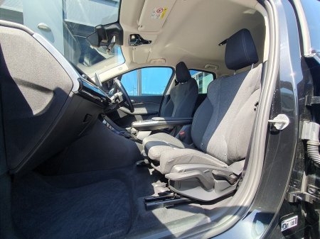2025 BMW 2-Series - photo 7