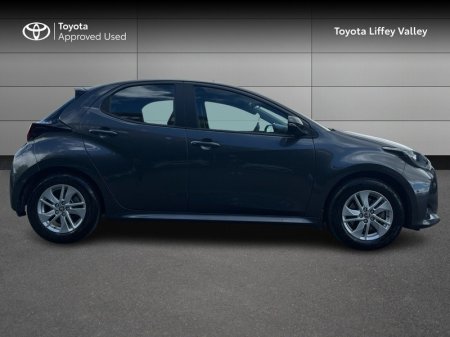 2024 Toyota Yaris - photo 3