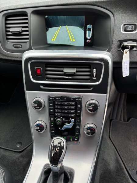 2016 Volvo V60 - photo 32