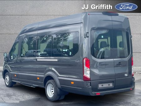 2026 Ford Transit Minibus - photo 2