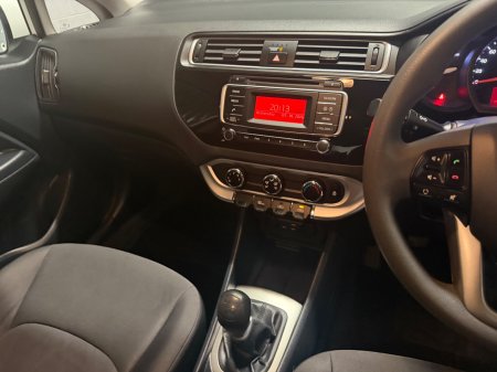 2016 Kia Rio - photo 12