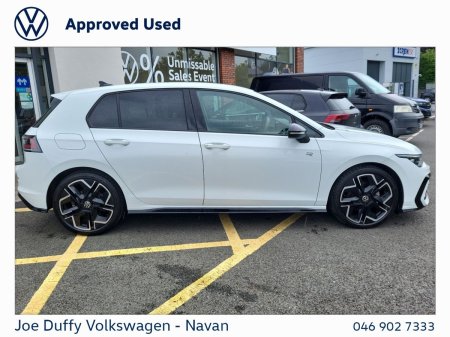 2025 Volkswagen Golf - photo 9