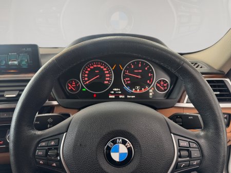 2017 BMW 3-Series - photo 13