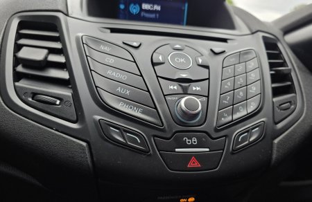 2017 Ford Fiesta - photo 16
