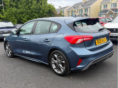 2020 Ford Focus - photo 4