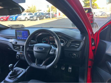2021 Ford Focus - photo 5