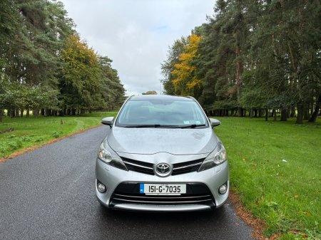 2015 Toyota Verso - photo 2