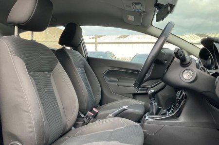 2014 Ford Fiesta - photo 17