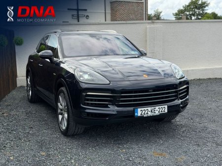 2022 Porsche Cayenne V6 E-HYBRID - FULL PORSCHE HISTORY
